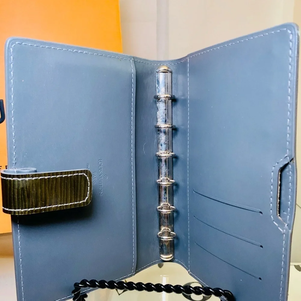 Louis Vuitton Authe EPI Leather with LV Box and Dust Bag